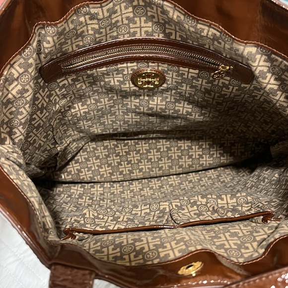 Tory Burch Bome T-Tote - Picture 12 of 14